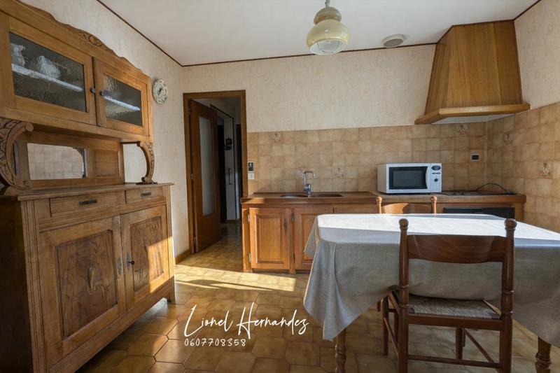 Maison - 140 m² - 6 pièces