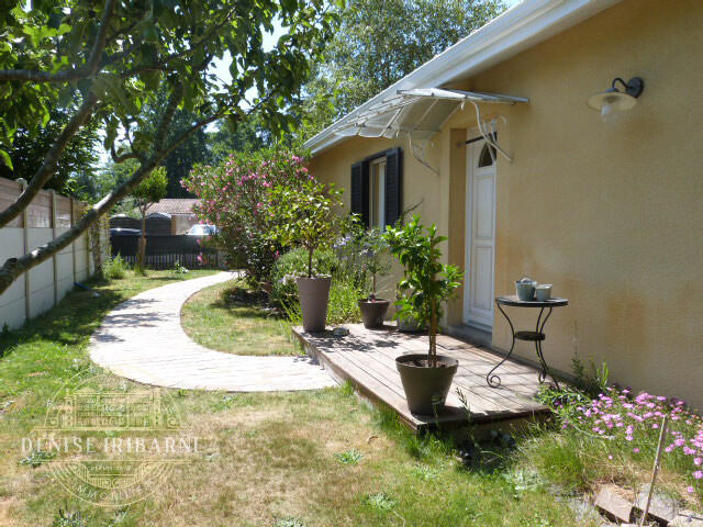 Maison - 111 m² - 5 pièces