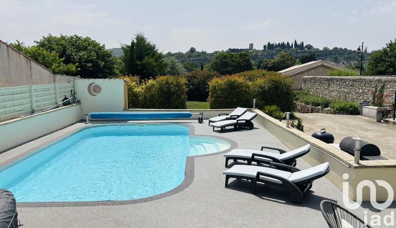 Maison - 206 m² - 9 pièces