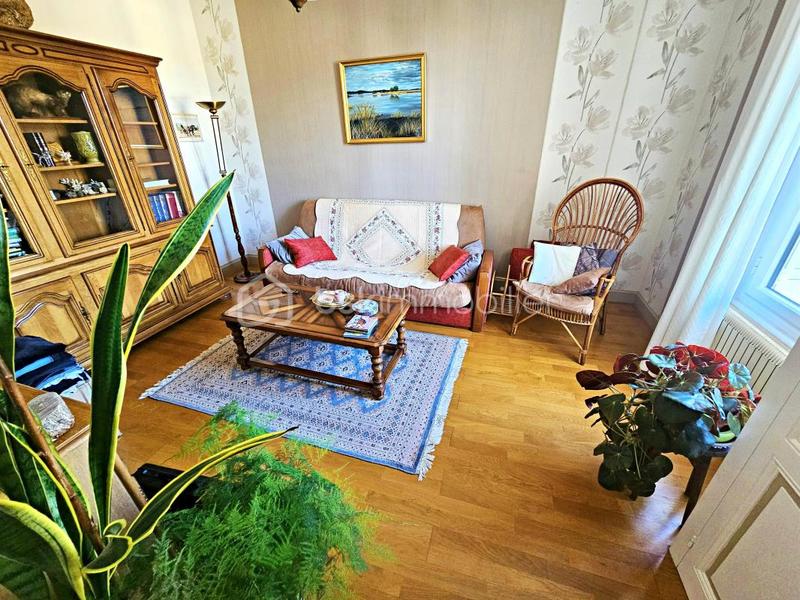 Maison - 94 m² - 5 pièces