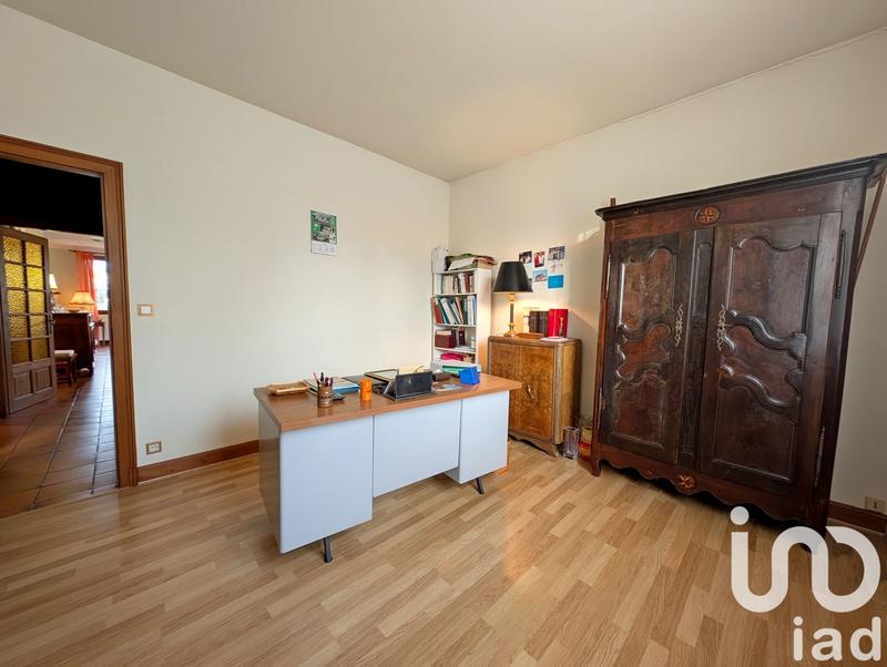 Maison - 213 m² - 9 pièces