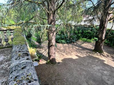 Maison - 200 m² - 10 pièces