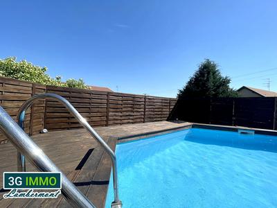 Maison - 339 m² - 10 pièces