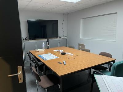 Bureau - 400 m²