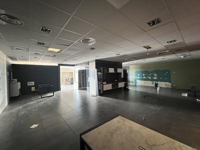 Local commercial - 310 m² - 6 pièces