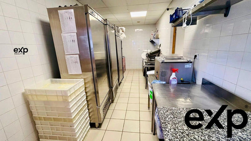 Fonds de commerce - 230 m²