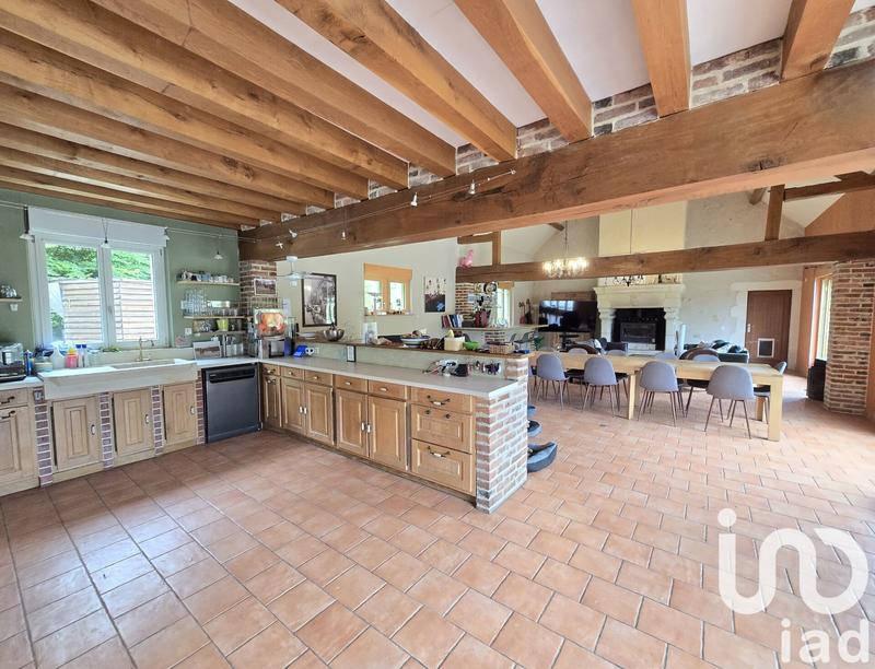 Maison - 282 m² - 8 pièces