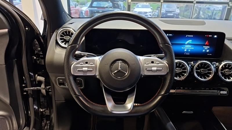 Mercedes Gla 200 7g-Dct Amg Line