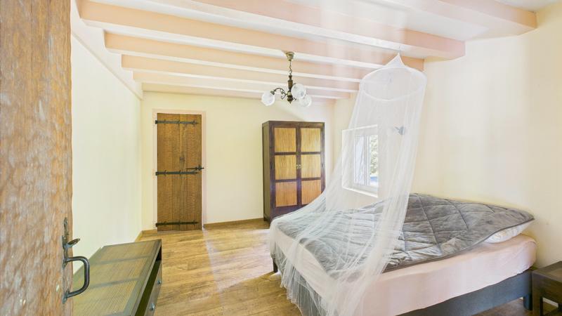 Moulin - 300 m² - 6 pièces