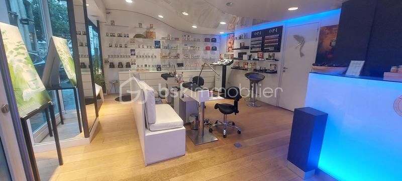 Local commercial - 60 m² - 3 pièces