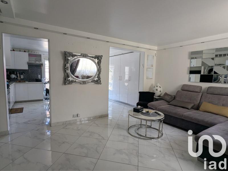 Maison - 90 m² - 5 pièces