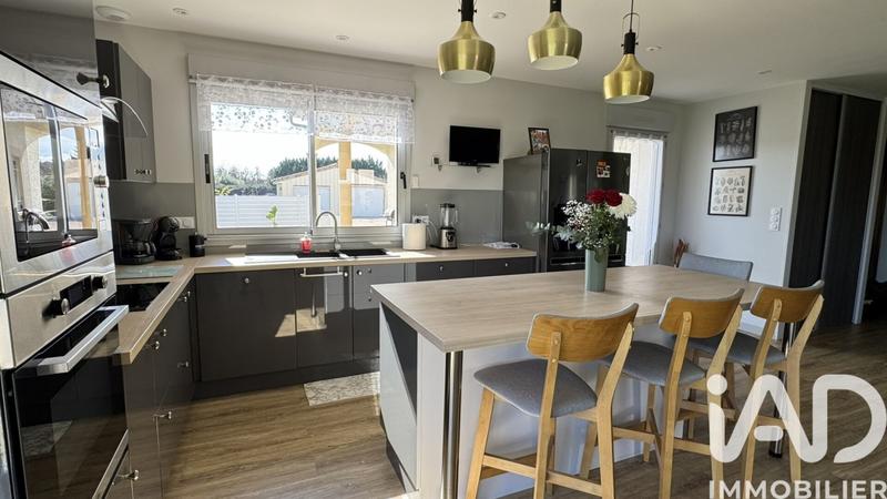 Maison - 122 m² - 5 pièces