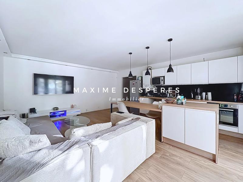 Appartement - 76 m² - 4 pièces