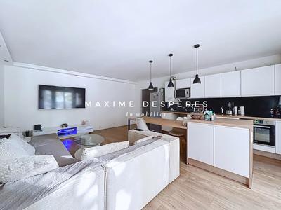 Appartement - 76 m² - 4 pièces