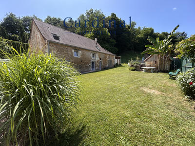 Maison - 450 m² - 11 pièces