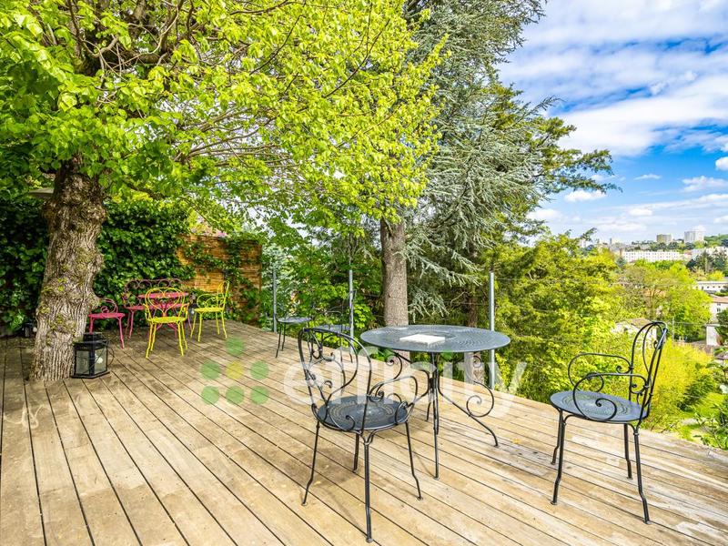 Maison - 140 m² - 4 pièces