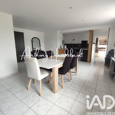 Maison - 137 m² - 5 pièces