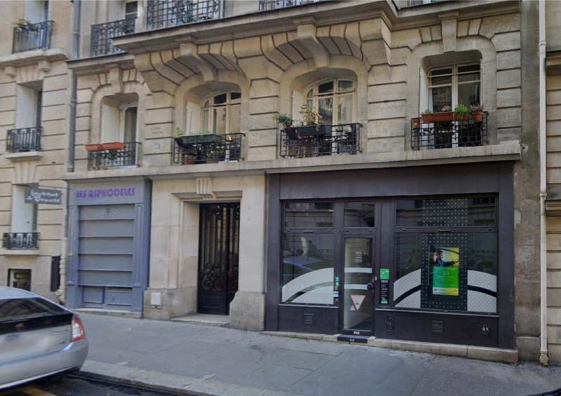 Magasins - 64 m² - 4 pièces