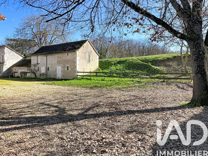 Maison - 257 m² - 8 pièces