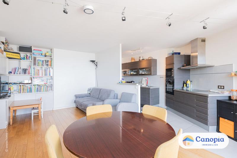 Appartement - 65 m² - 3 pièces