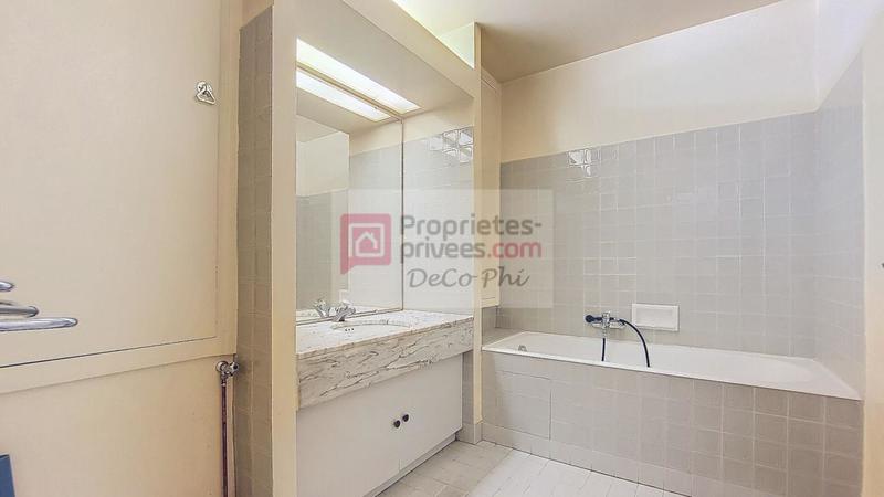 Appartement - 117 m² - 5 pièces