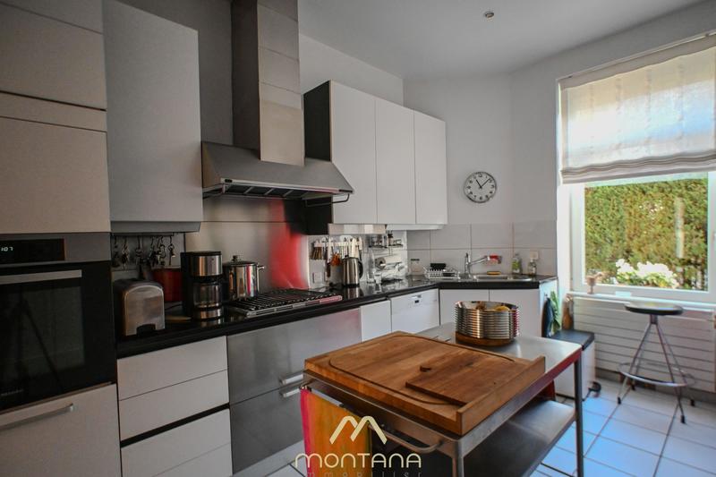 Maison - 213 m² - 7 pièces