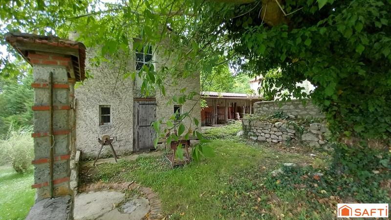 Maison - 201 m² - 5 pièces