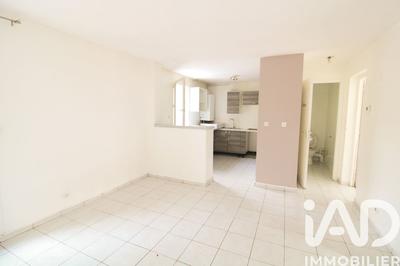 Maison - 80 m² - 5 pièces