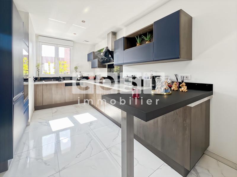 Maison - 132 m² - 5 pièces