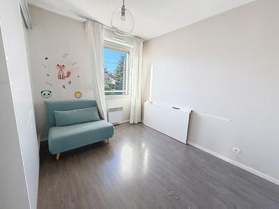 Appartement - 76 m² - 4 pièces