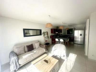 Maison - 85 m² - 3 pièces