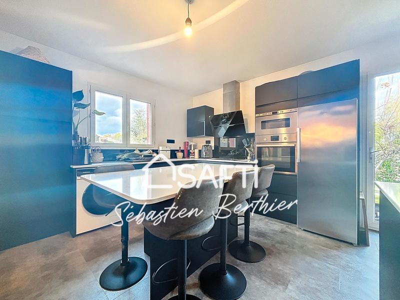 Maison - 150 m² - 5 pièces