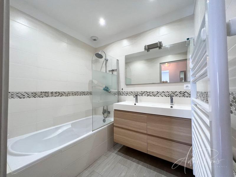 Villa - 103 m² - 5 pièces