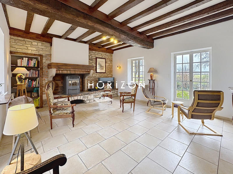 Maison ancienne - 249 m² - 9 pièces