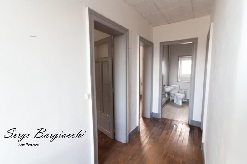 Immeuble - 150 m² - 6 pièces