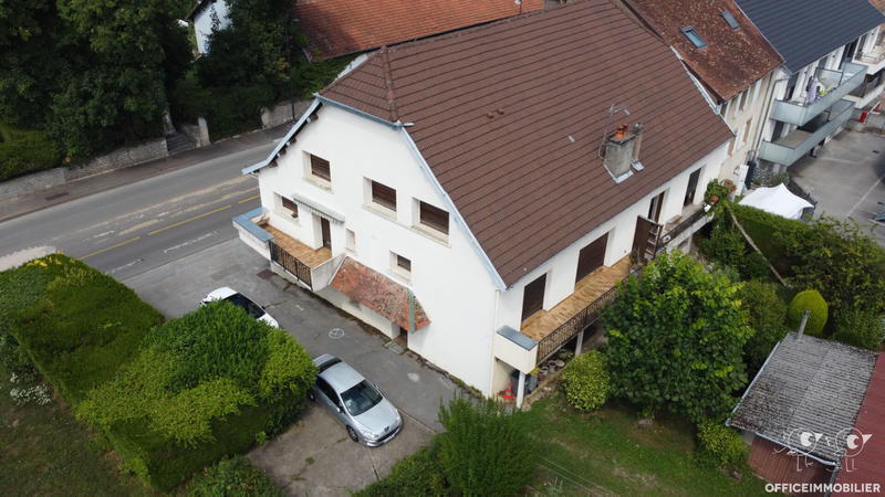 Appartement - 185 m² - 6 pièces