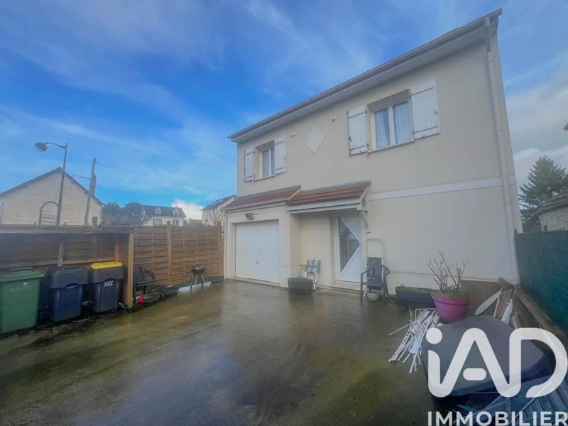 Maison - 76 m² - 4 pièces