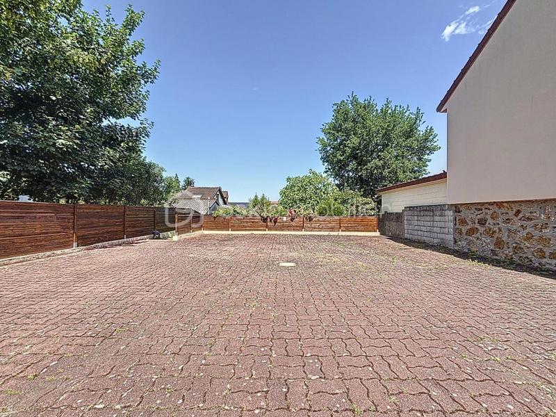 Maison - 145 m² - 5 pièces