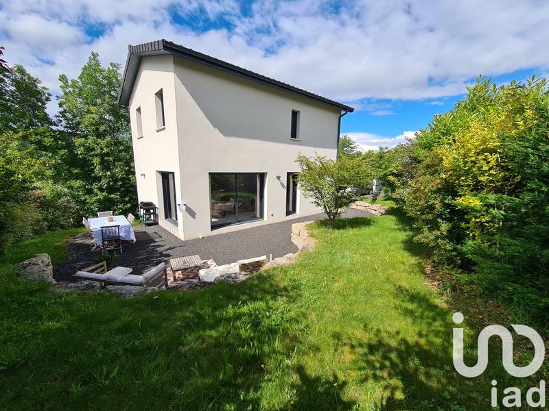 Maison - 138 m² - 5 pièces
