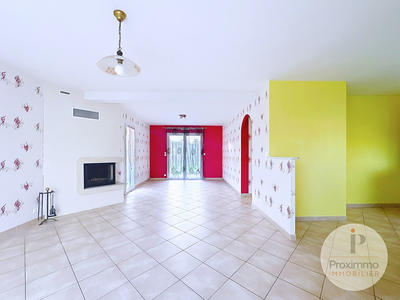 Maison - 111 m² - 5 pièces