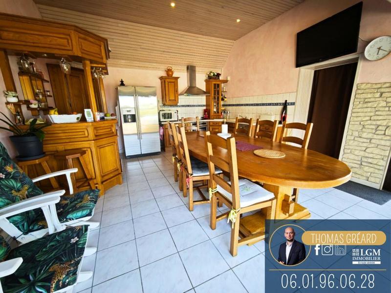 Maison - 160 m² - 5 pièces