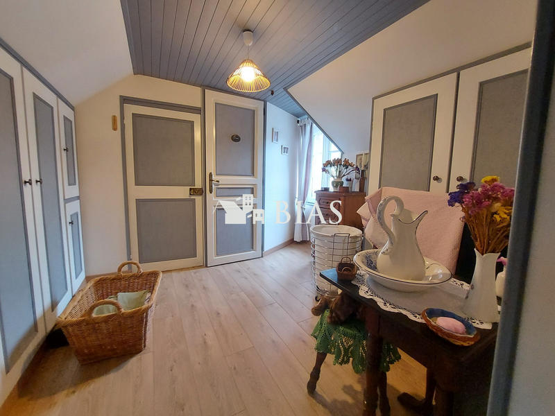 Maison - 80 m² - 5 pièces