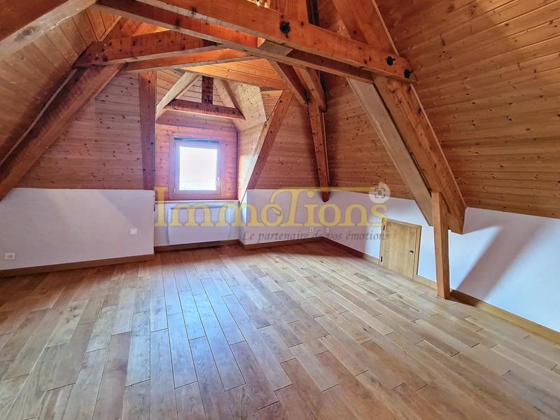 Maison - 136 m² - 6 pièces