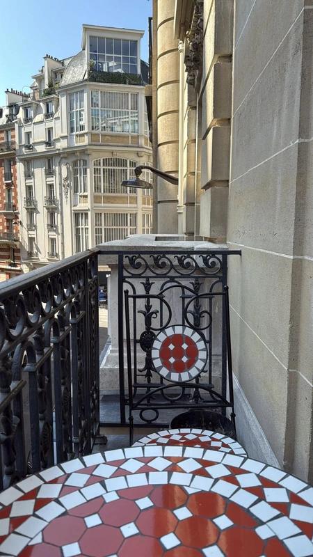 Appartement - 80 m² - 3 pièces