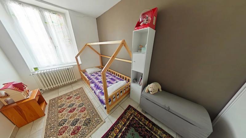 Maison - 180 m² - 7 pièces