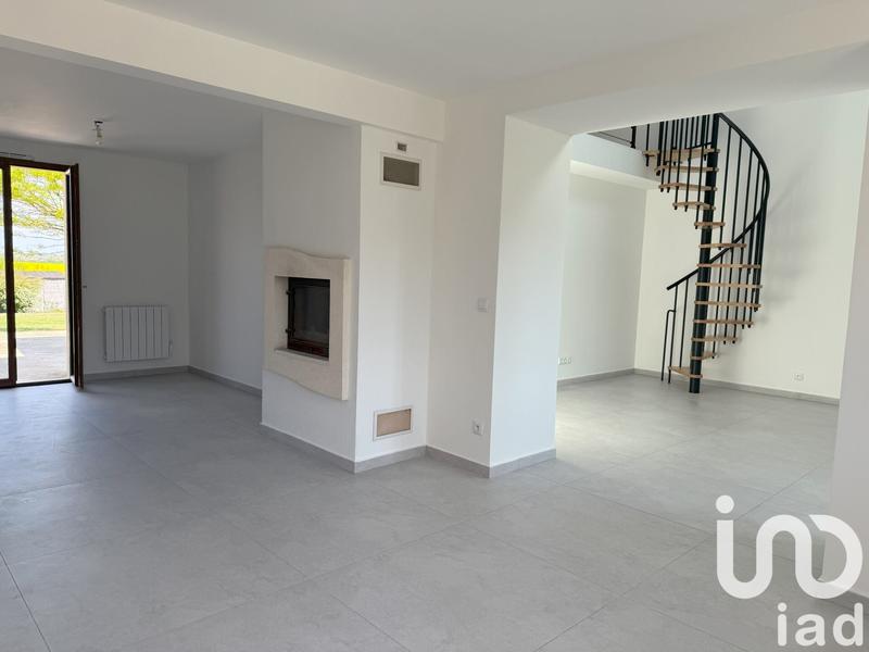 Maison - 140 m² - 6 pièces