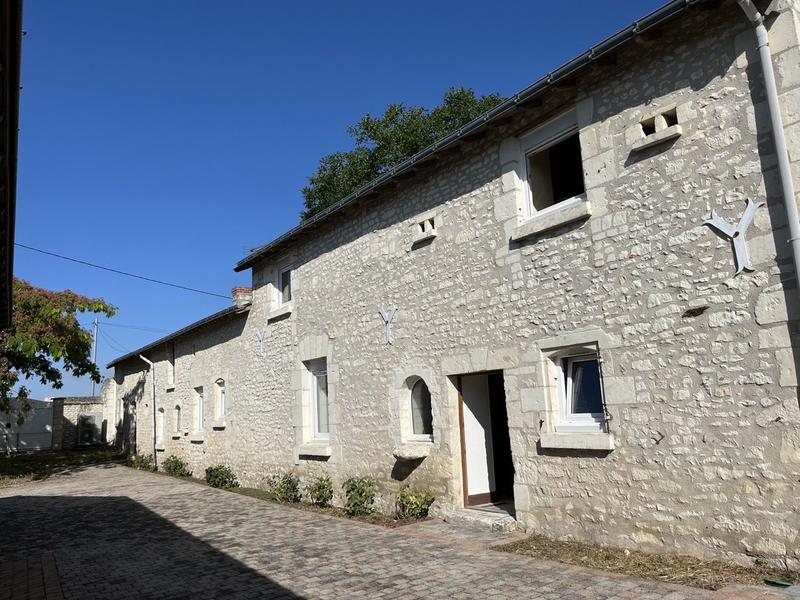 Maison ancienne - 266 m² - 8 pièces