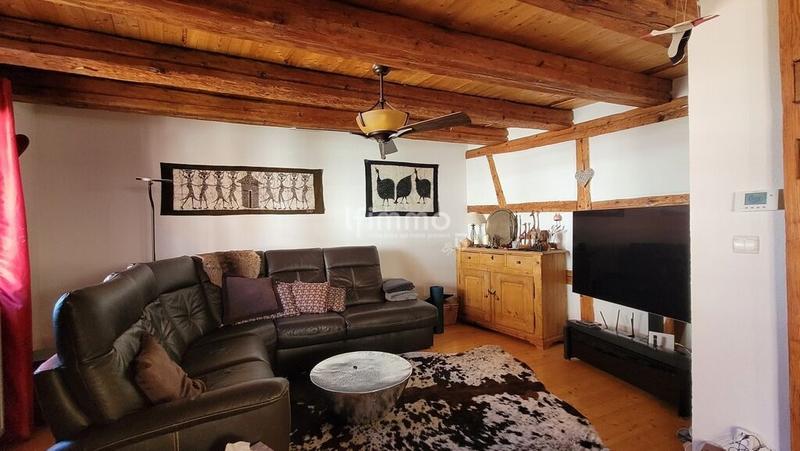 Maison - 207 m² - 7 pièces