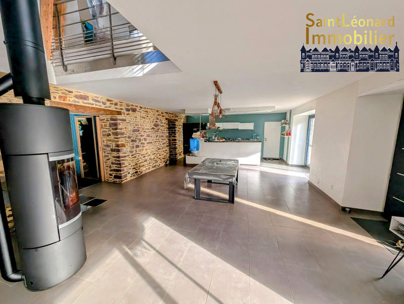 Maison - 188 m² - 6 pièces