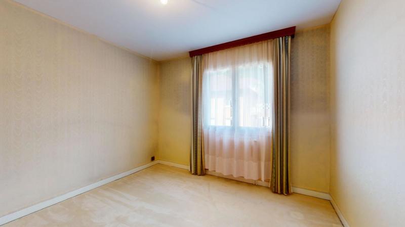 Appartement - 92 m² - 5 pièces